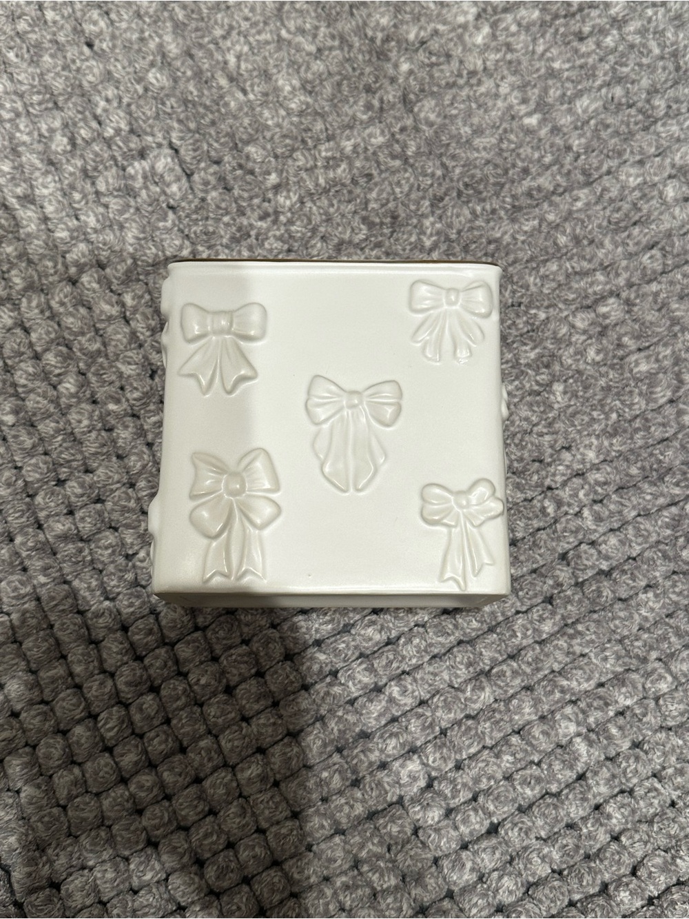 rachel zoe white bow toothbrush holder